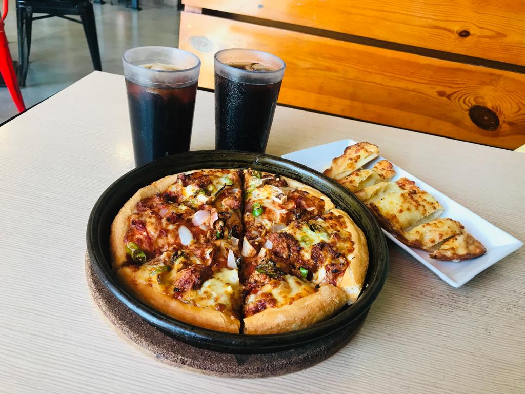Pizza Hut - Kiribathgoda - Photo 3