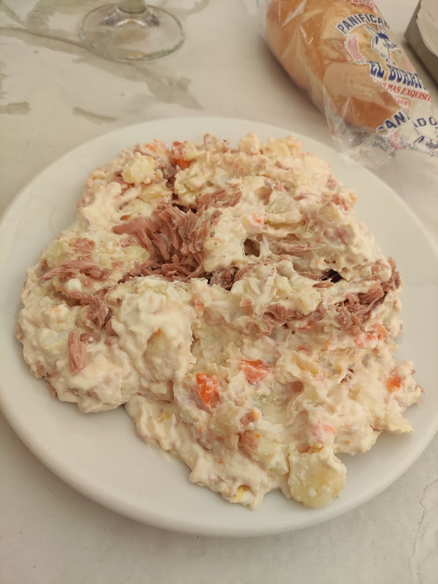 Mercado del Carmen - Cafeteria Bar - Pescaito Frito - Photo 8