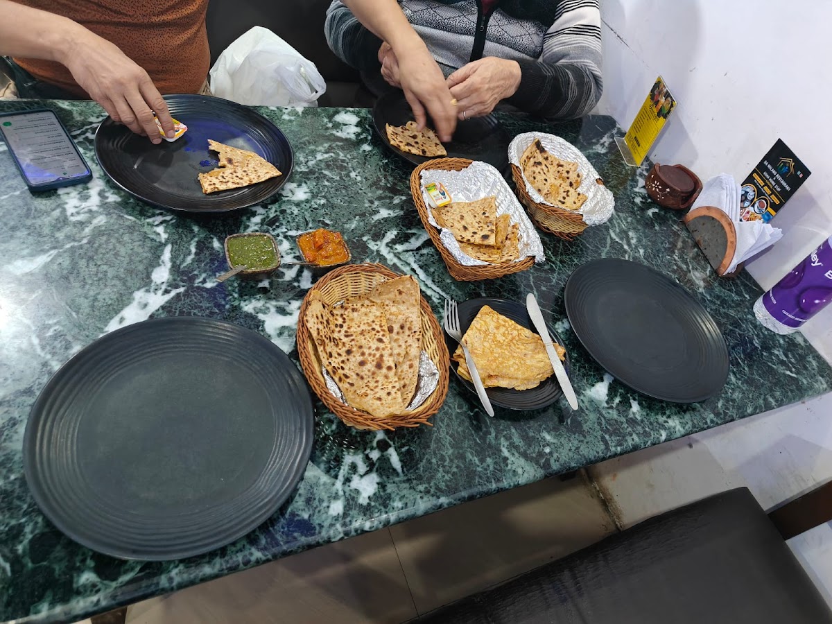 Da-Milano Restaurant, Kanatal - Photo 9