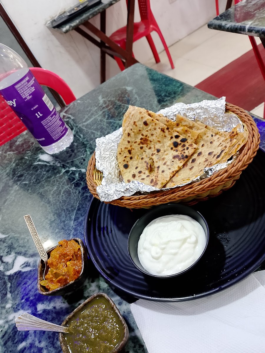 Da-Milano Restaurant, Kanatal - Photo 5