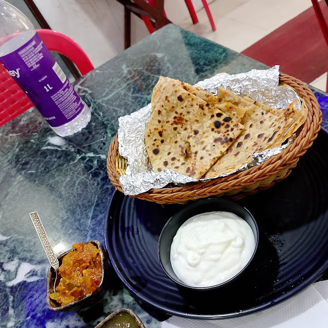 Gaith Parantha