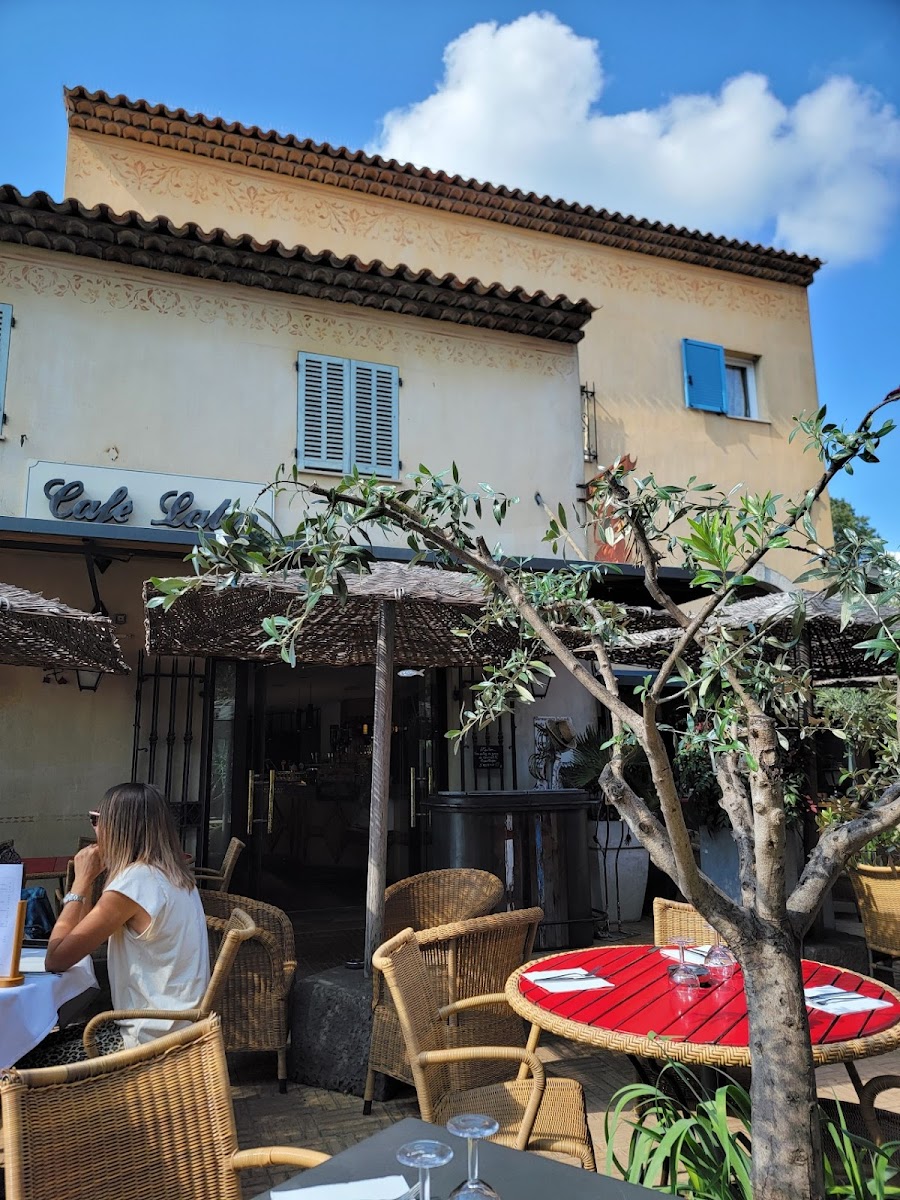 Cafe Latin - Photo 2