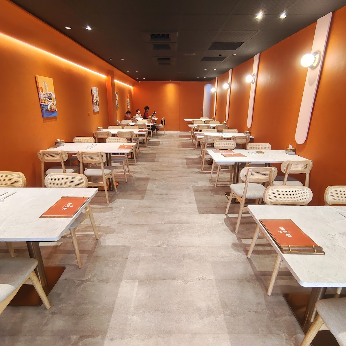 Shi Tian Fan Mandarin Restaurant - Photo 6