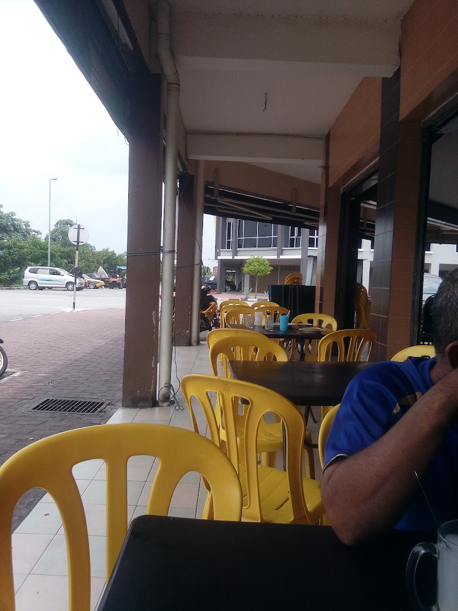 Nafih Bistro Restaurant - Photo 1