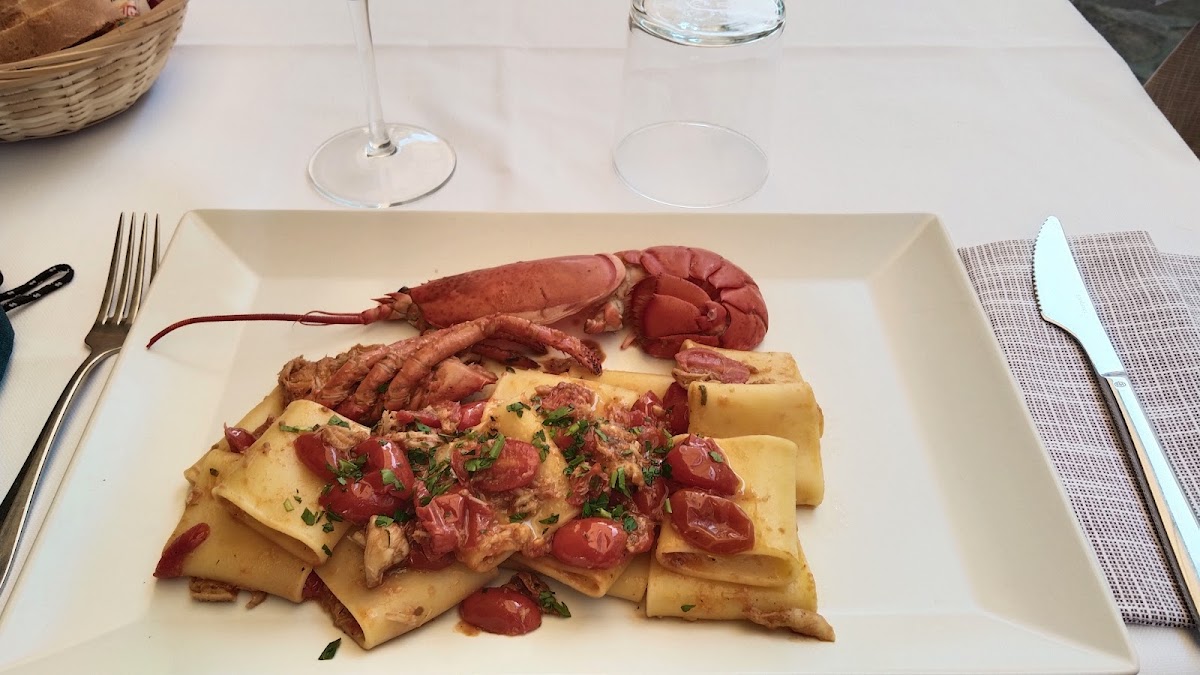 La taverna del pesce - spaghetti house - Photo 1