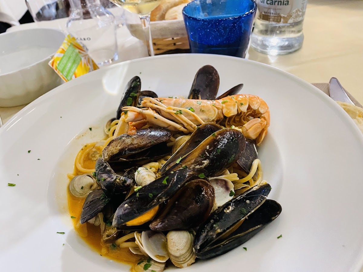 La taverna del pesce - spaghetti house - Photo 3