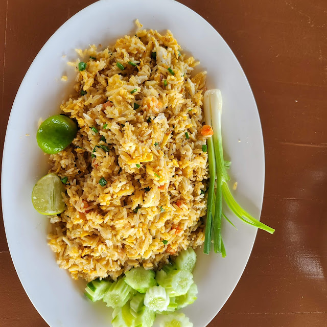 ข้าวผัดปู