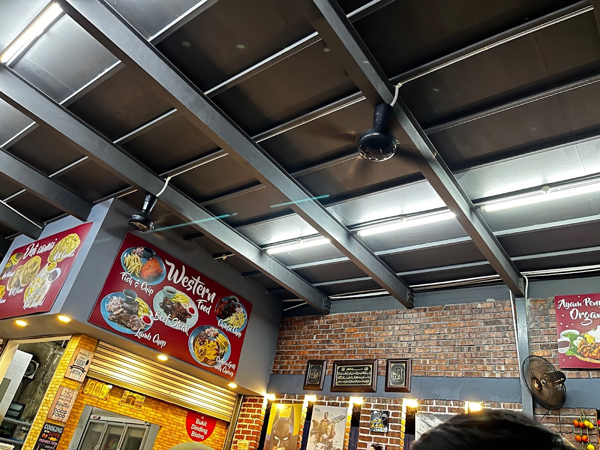 Bukit Dinding Bistro - Photo 7
