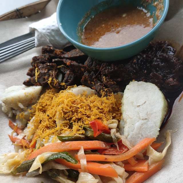 Lontong Darat