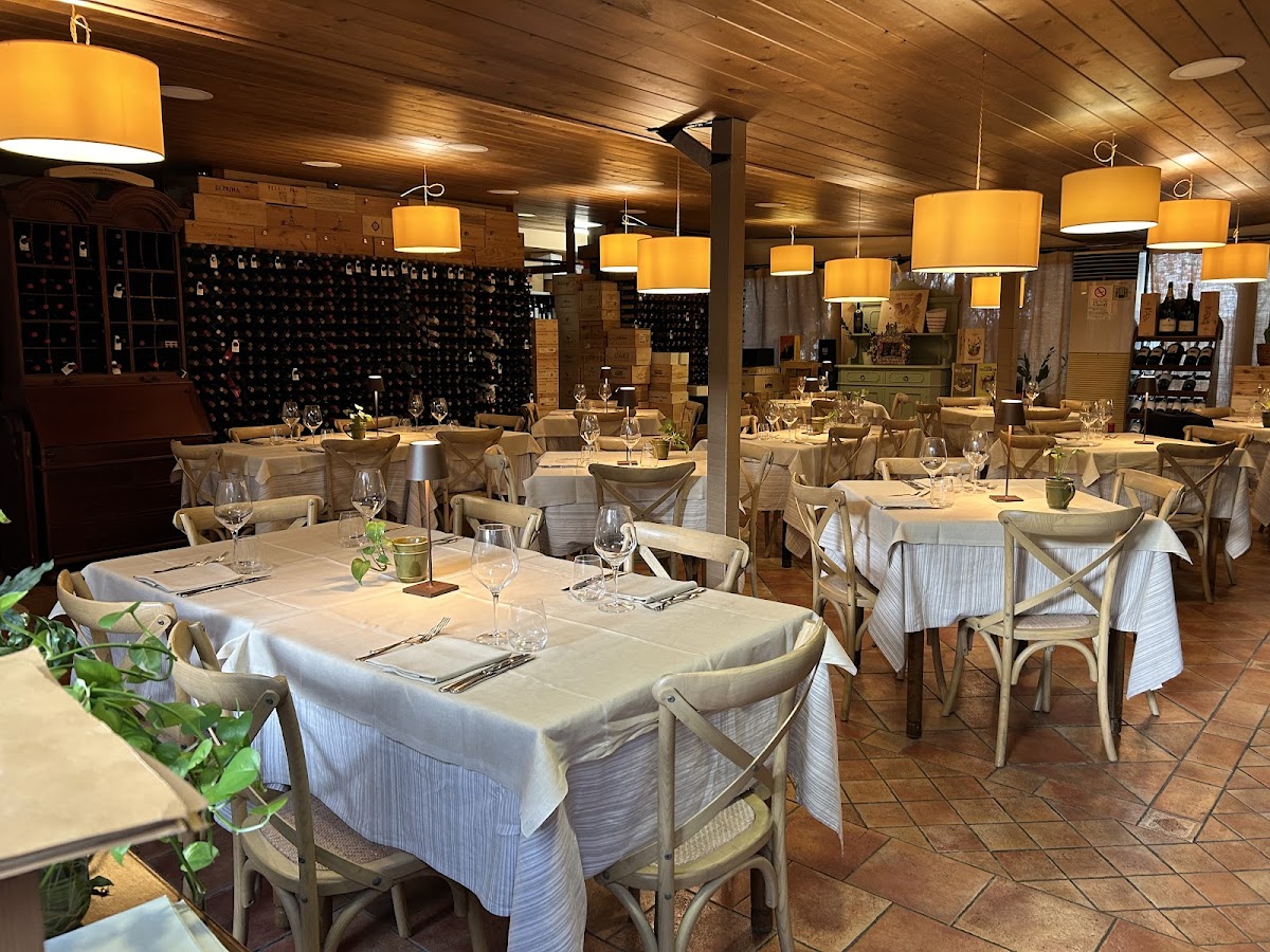 Caico Trattoria & Cantina - Photo 9