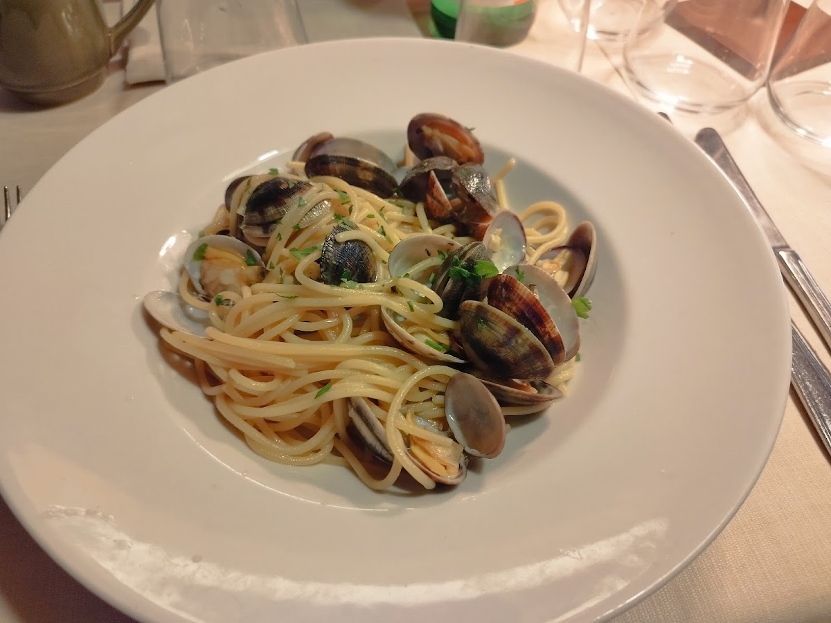 Caico Trattoria & Cantina - Photo 2