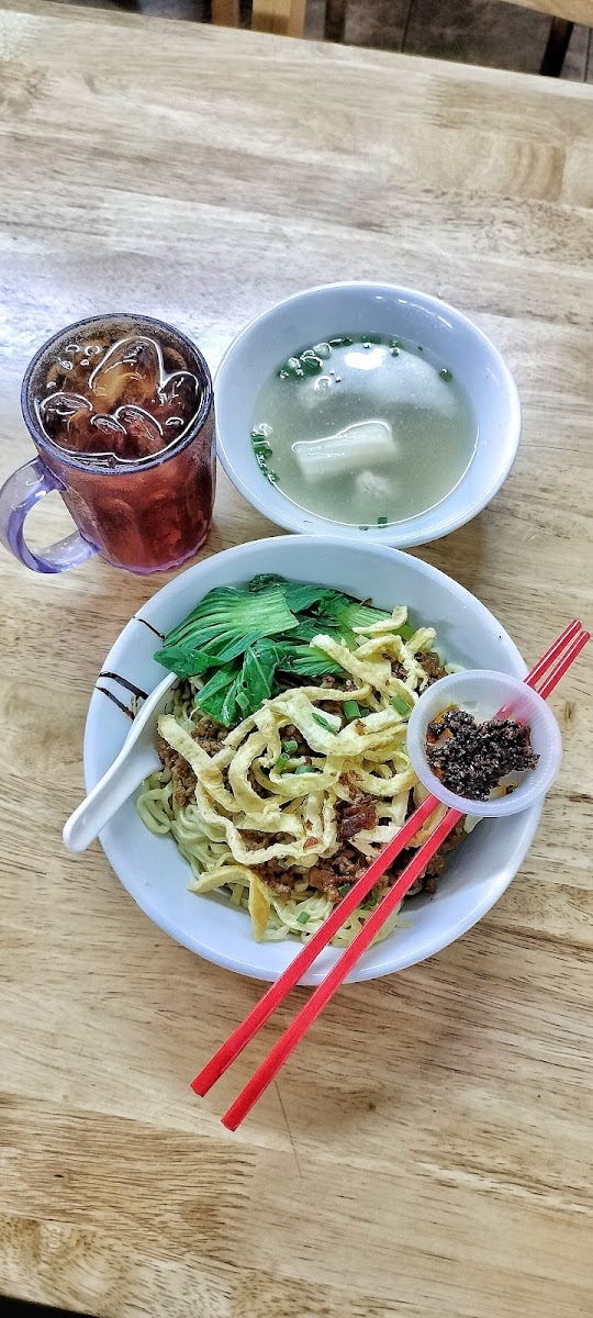 Lucky Garden Kopitiam - Photo 7