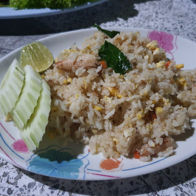 ข้าวผัดปู