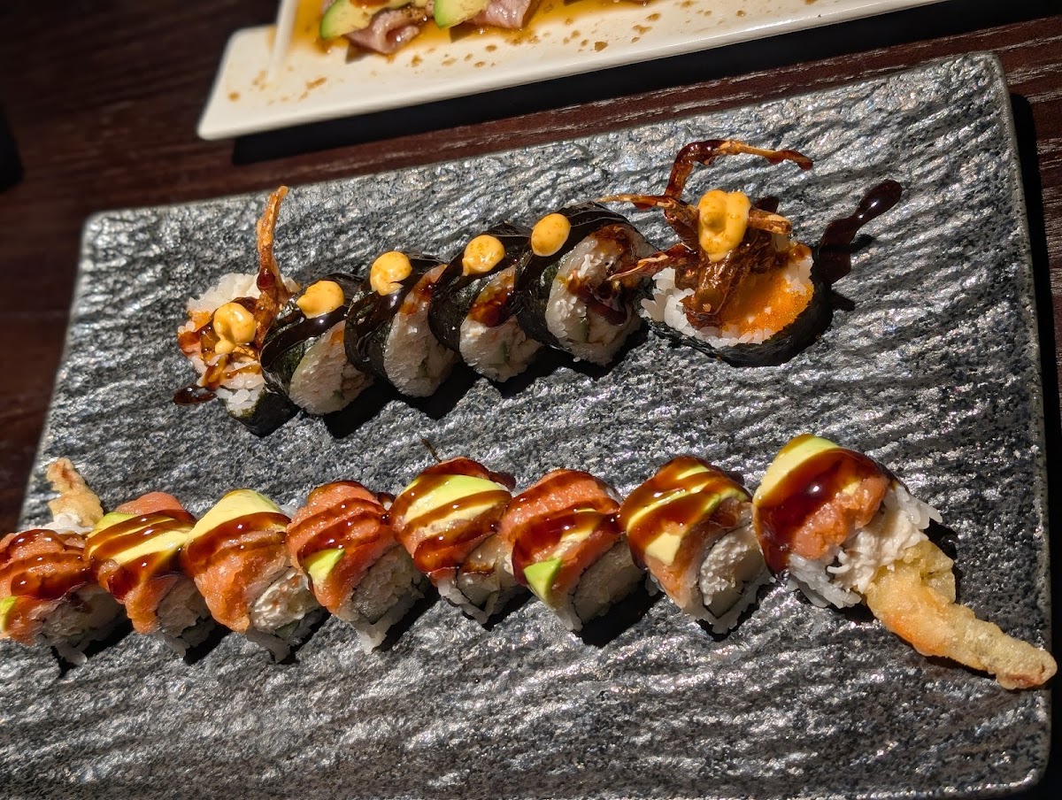 Ginza Izakaya Japanese Restaurant - Photo 5