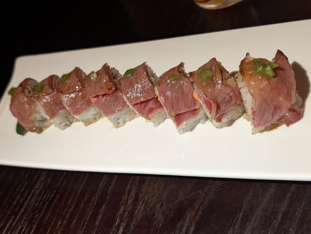 Ginza Izakaya Japanese Restaurant - Photo 8