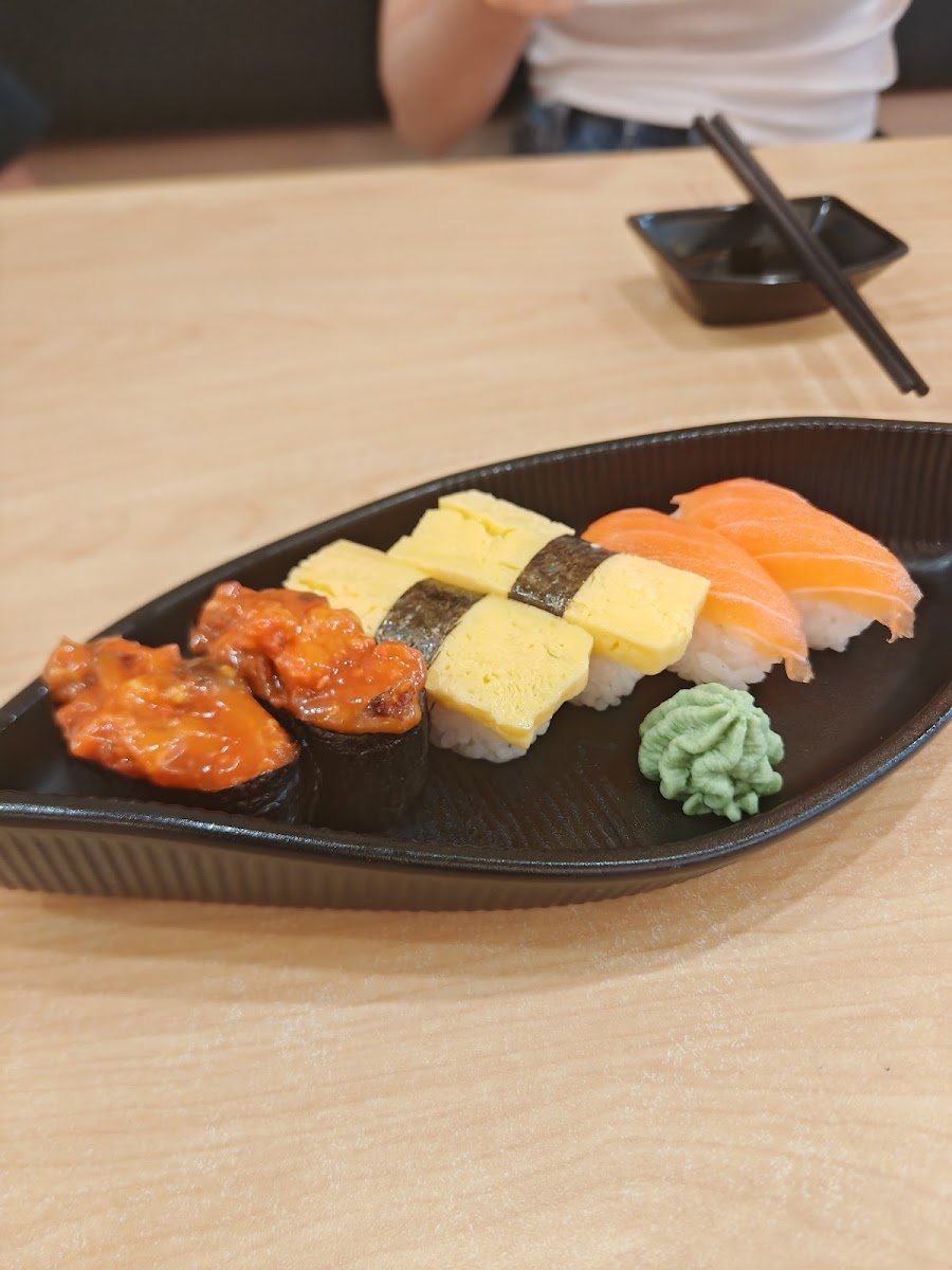 Sushi House Bukit Indah - Photo 7