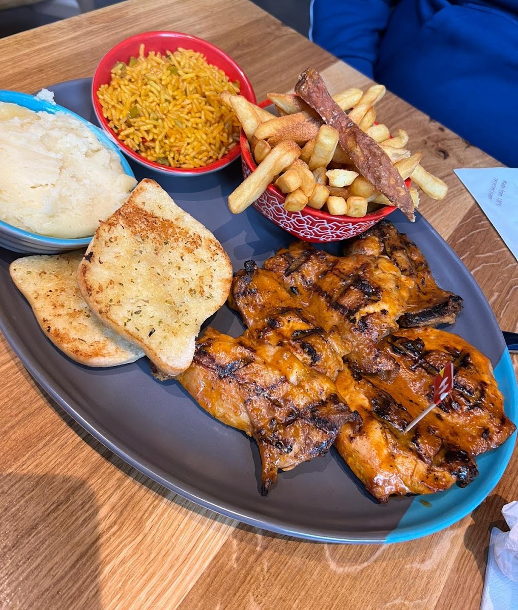 Nando's Birmingham - New Street - Photo 7