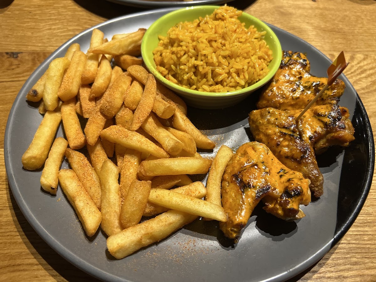 Nando's Birmingham - New Street - Photo 8