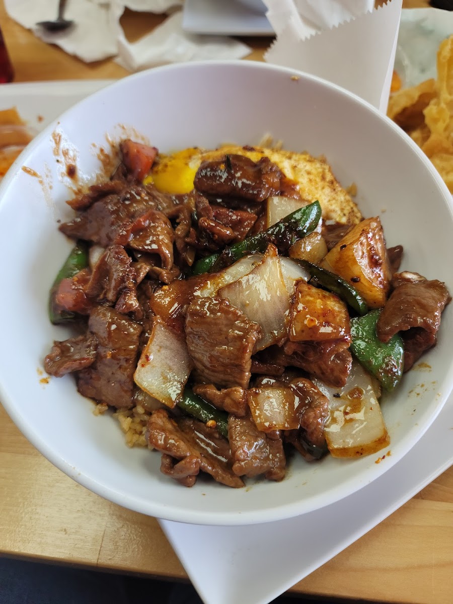 Mam’s Thai Cuisine - Photo 1