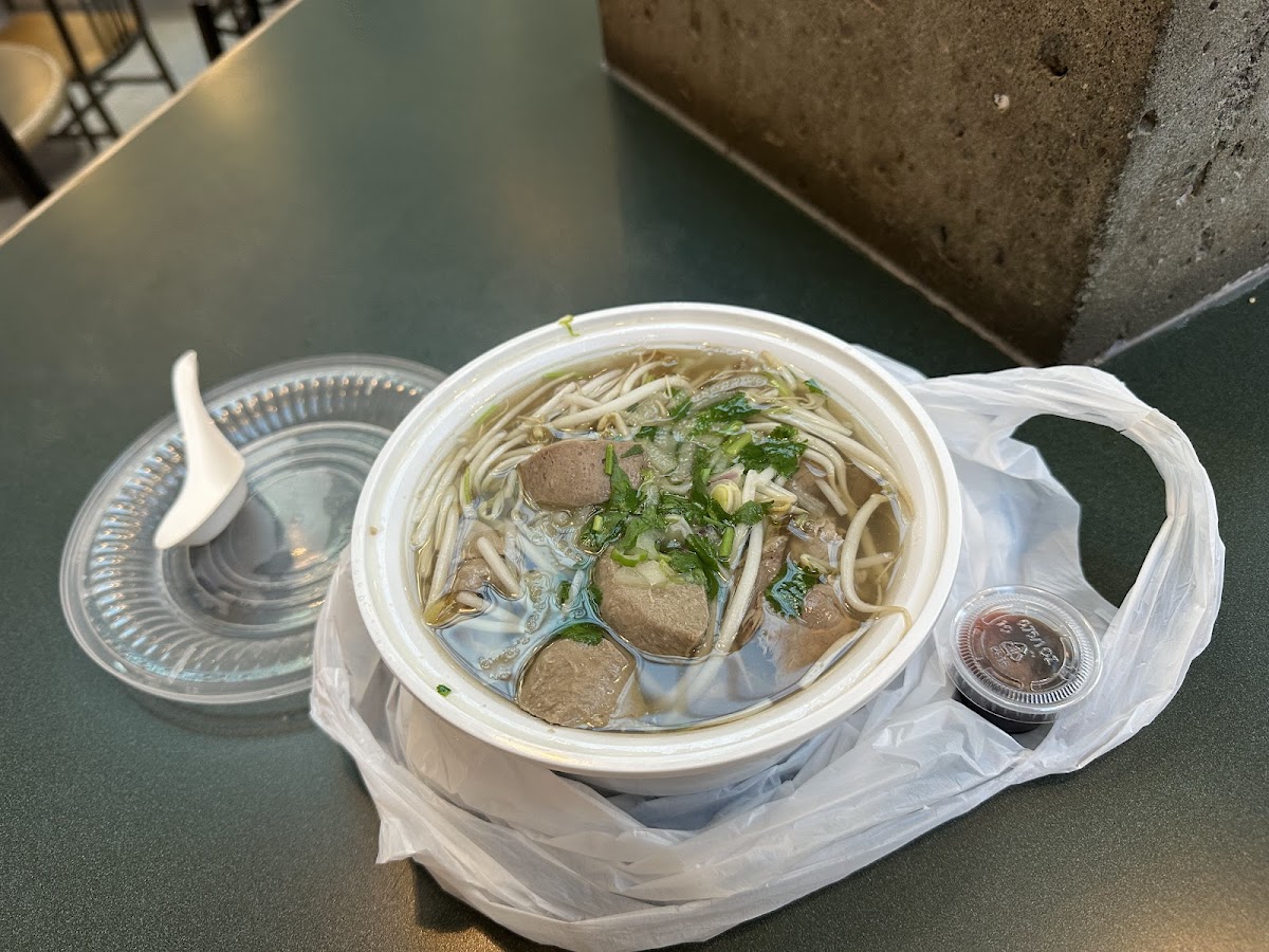 Kim Son Vietnamese Food - Photo 3