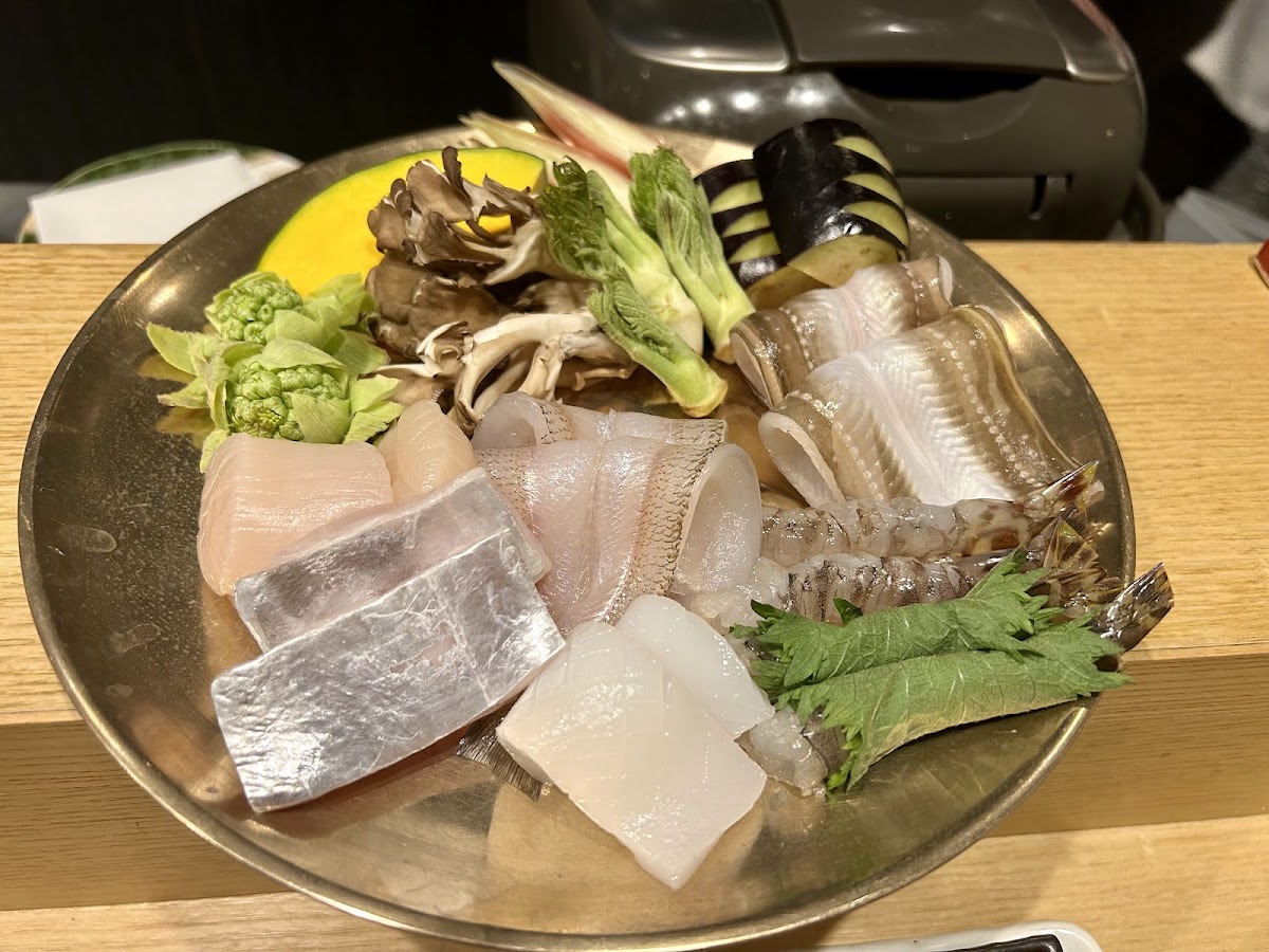 Akasaka Tempura HATSUHO - Photo 2