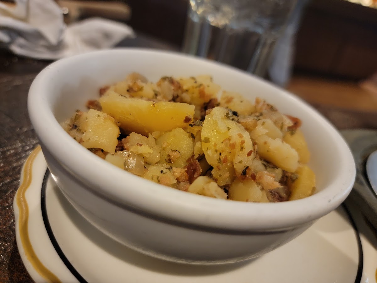 Lawson's Triple O Bar & Supper Club - Photo 5