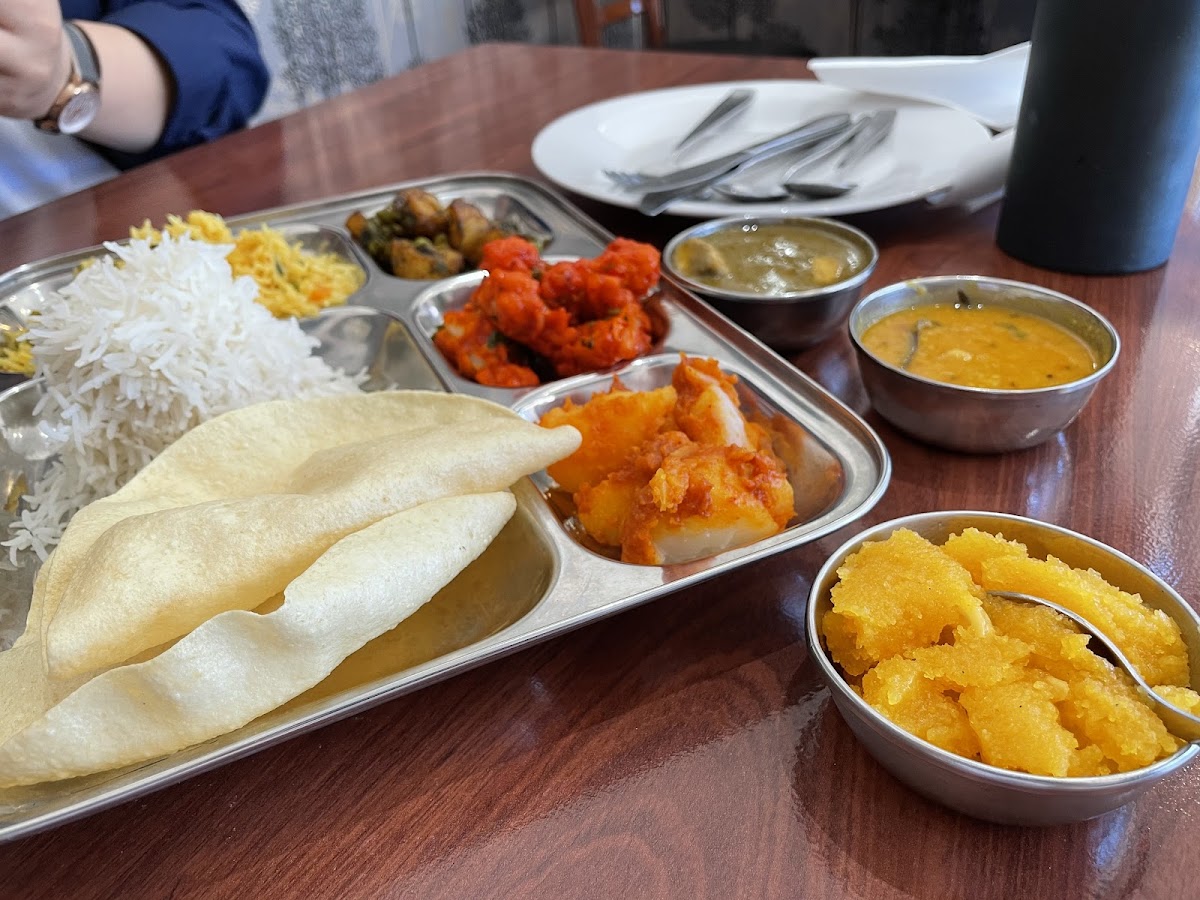 Manna Catering And Takeaway - Photo 1