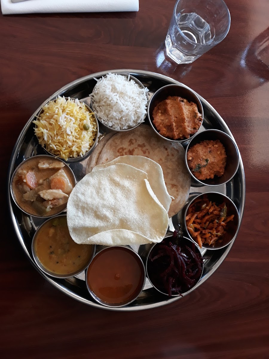 Manna Catering And Takeaway - Photo 5
