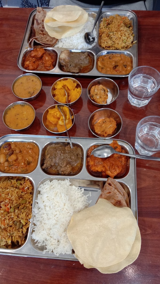 Manna Catering And Takeaway - Photo 6