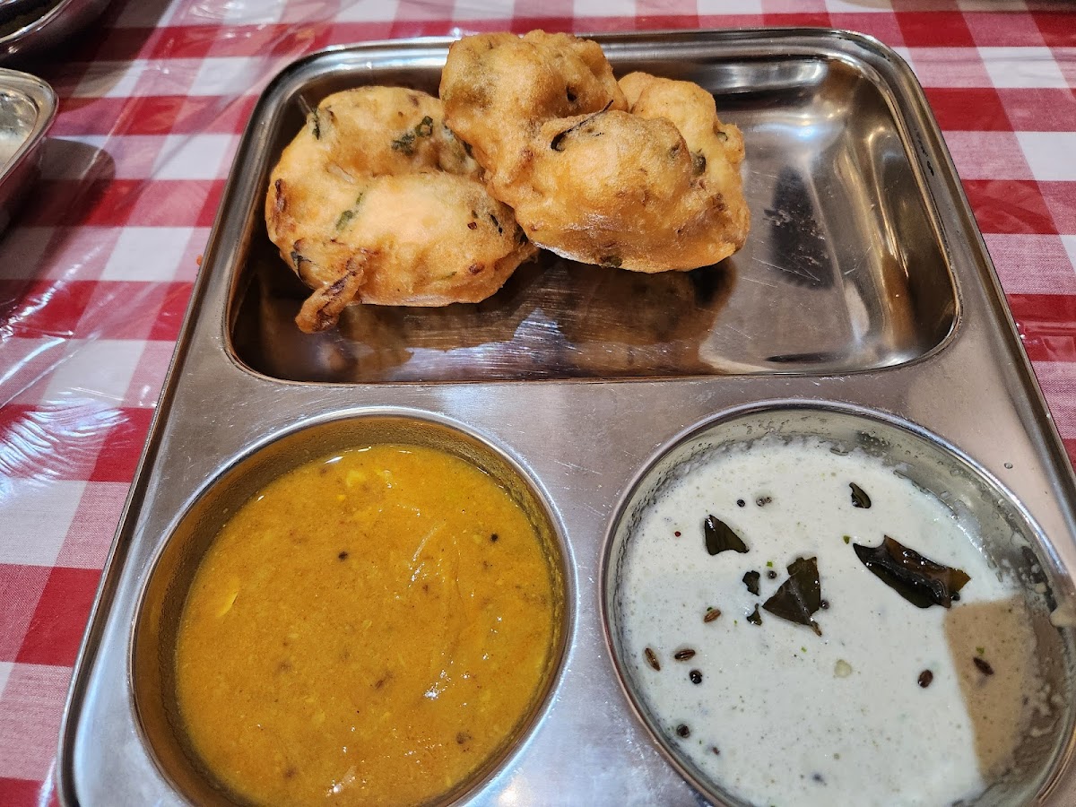 Manna Catering And Takeaway - Photo 8