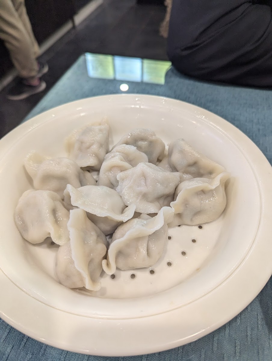 Dumpling Noodles Restaurant - Photo 9