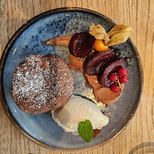 Sckokokuchen Mit Flüssigen Schokokern