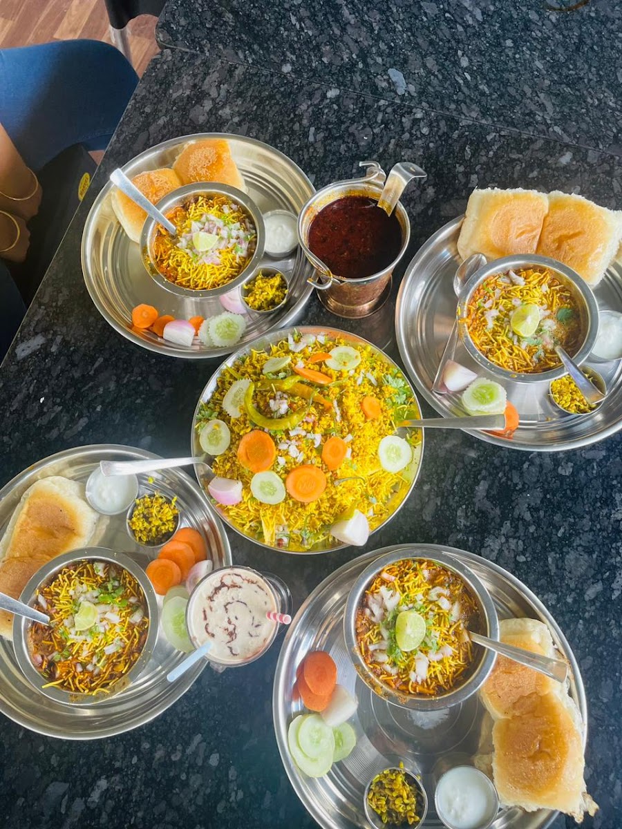 Jogeshwari misal & bhel mulshi dam - Photo 6