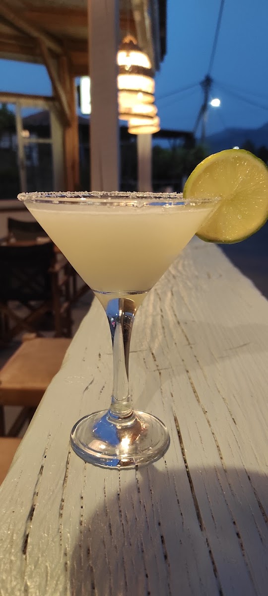 ANAX Café Bar - Photo 9