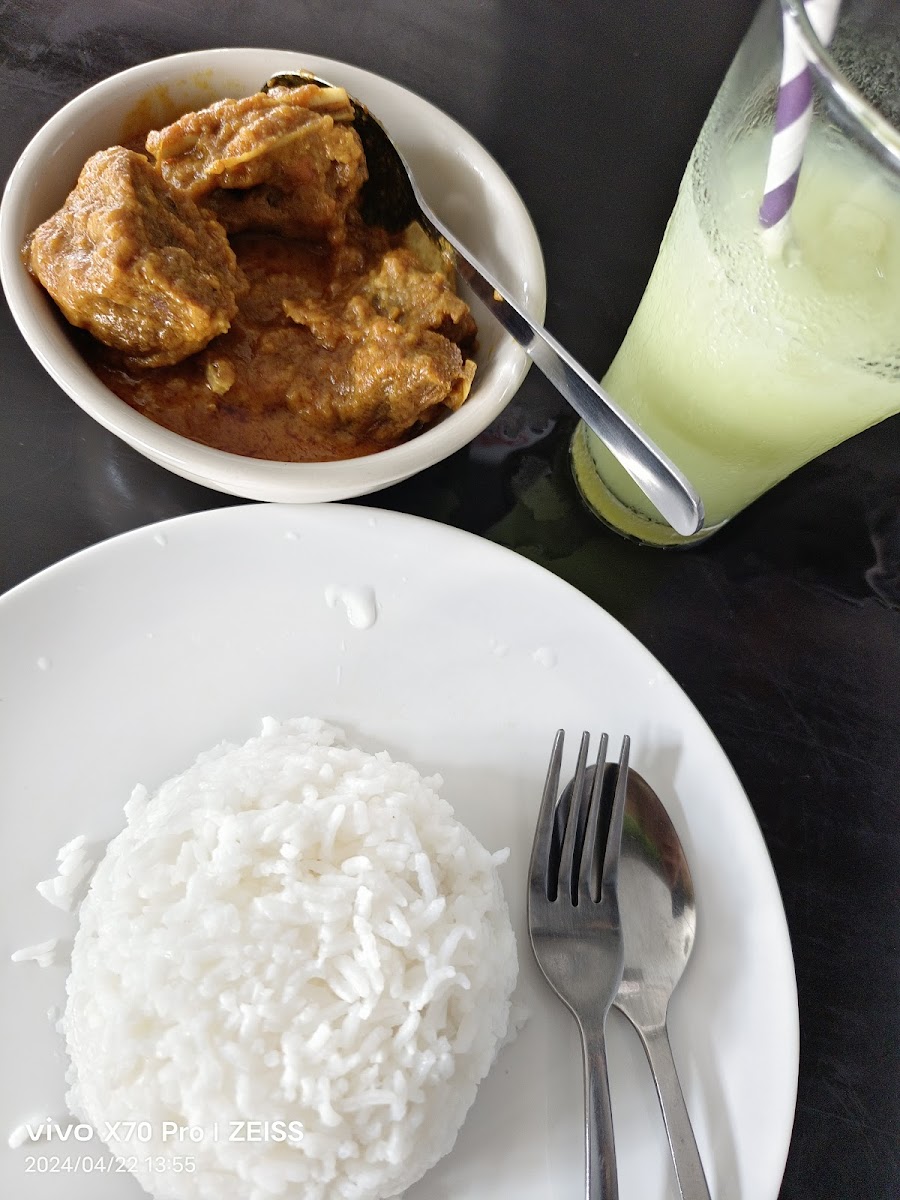 Payung Cafe - Photo 4