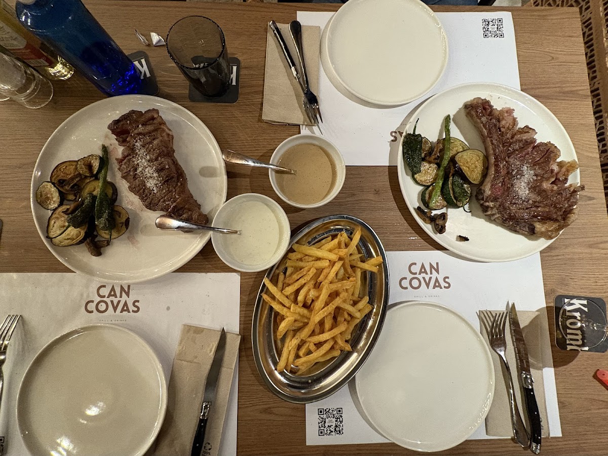 Can Covas Grill - Photo 7