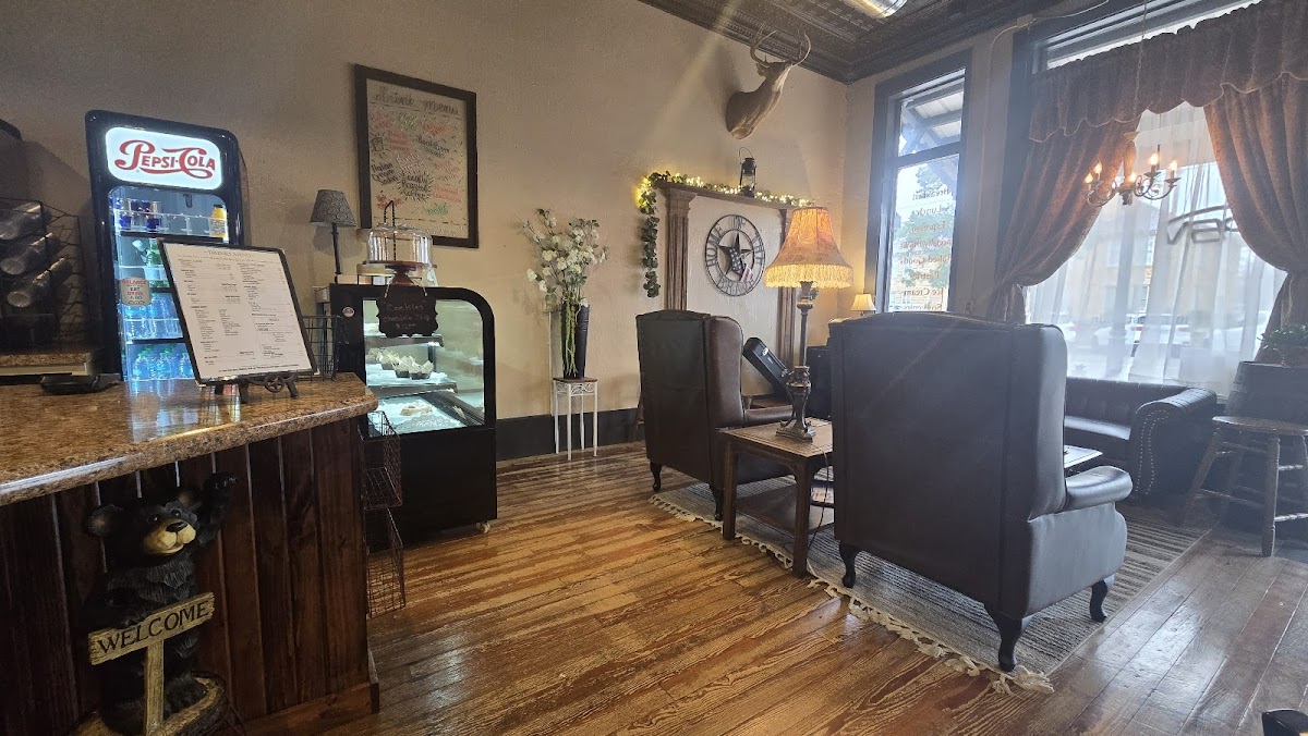 The Rusty Cup Cafe - Photo 4