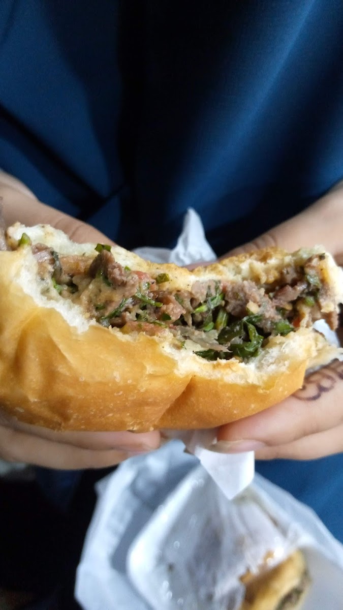 Abou Haidar Shawerma - Photo 9