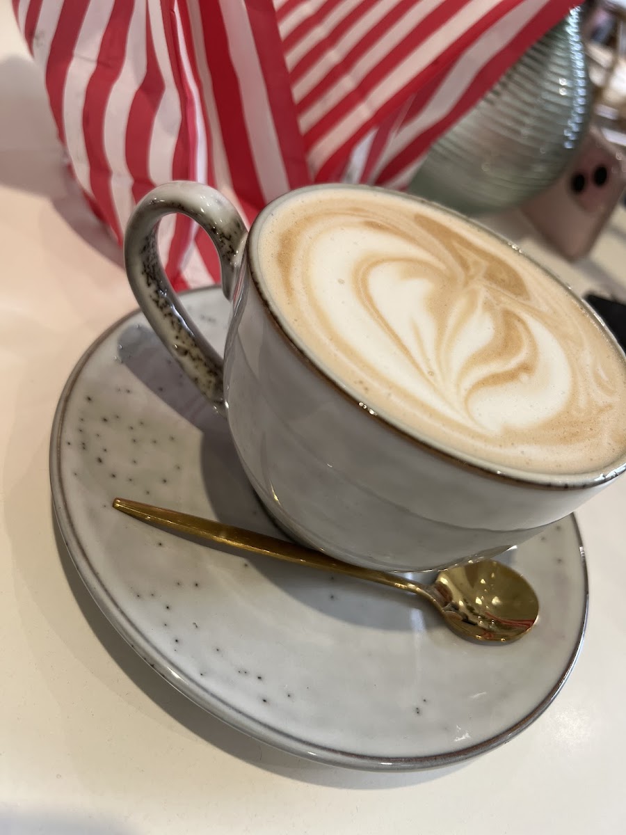 Naked bakes Wythall - Photo 9