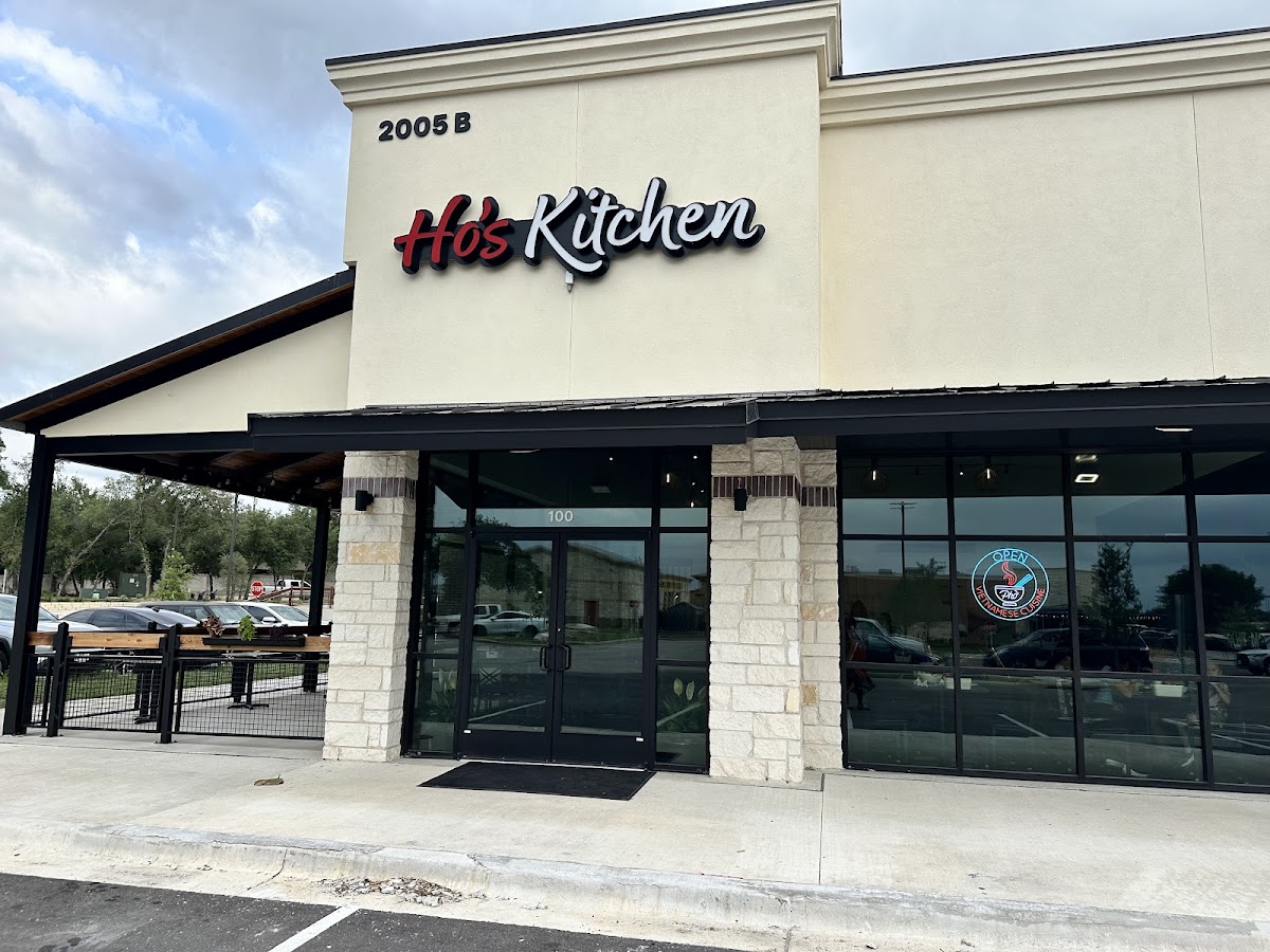 Ho's Kitchen