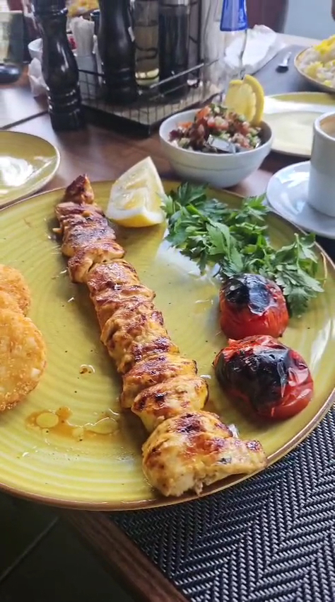 Persis Restaurant (Iranian Restaurant) - Photo 1