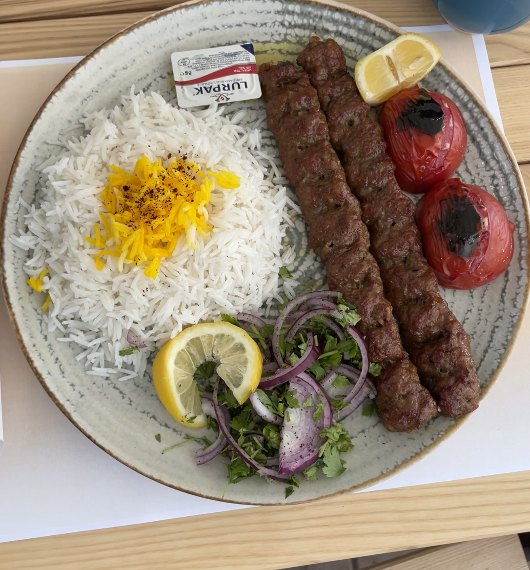 Persis Restaurant (Iranian Restaurant) - Photo 2