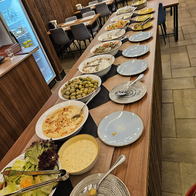 Self Service Salad