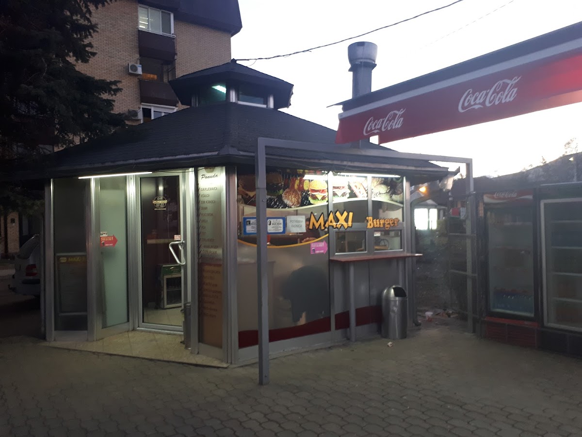 Maxi Burger - Photo 4