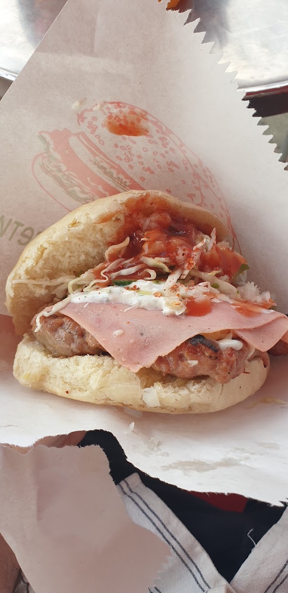 Maxi Burger - Photo 6