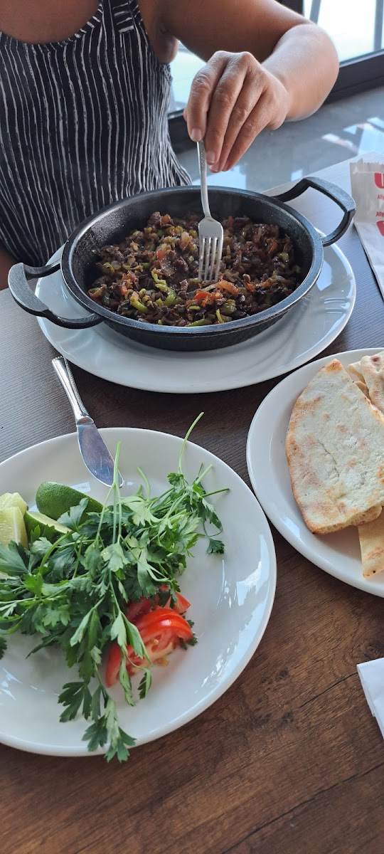 Dört Kardeşler Restaurant - Photo 9