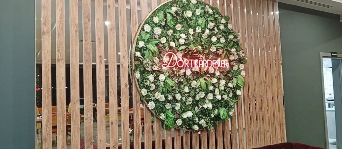Dört Kardeşler Restaurant - Photo 1