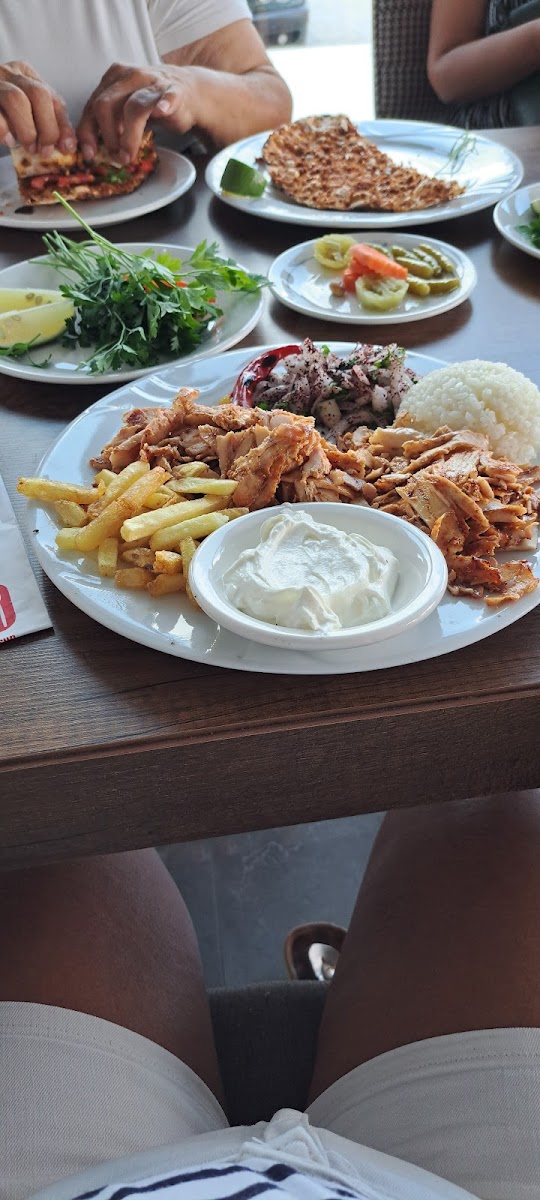 Dört Kardeşler Restaurant - Photo 5