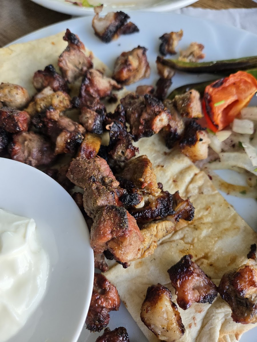 Dört Kardeşler Restaurant - Photo 6