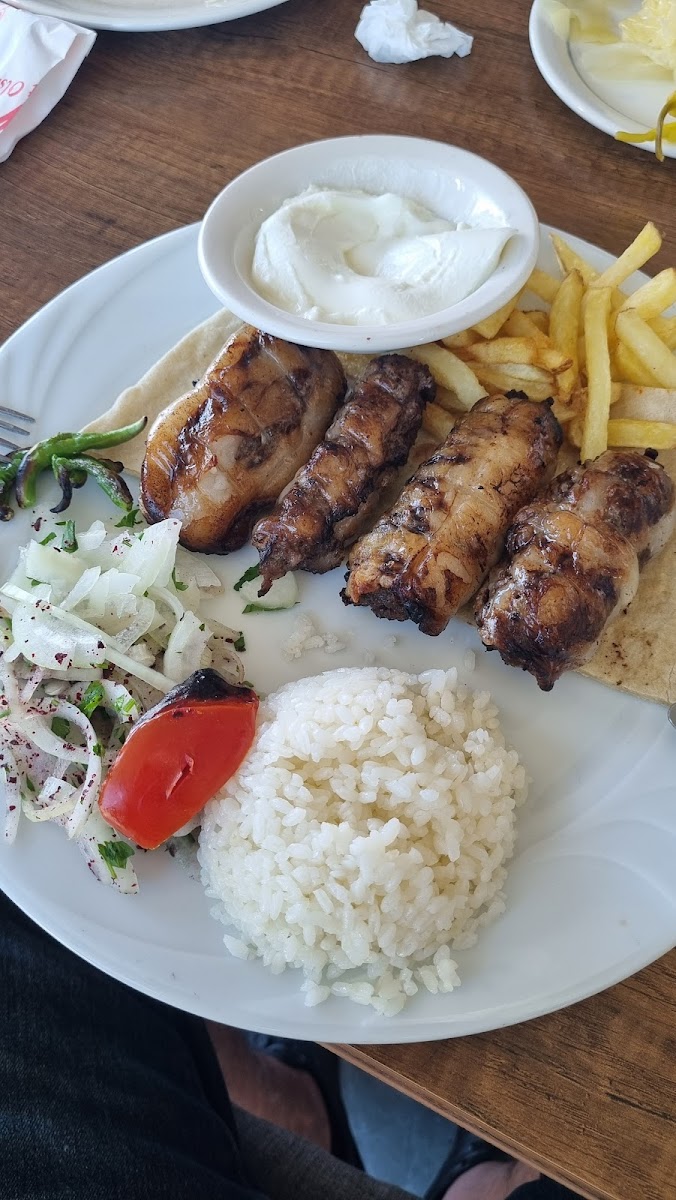 Dört Kardeşler Restaurant - Photo 8